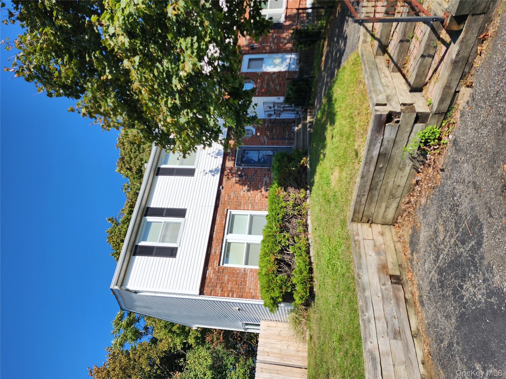 #2 photo, 3 Harbor Hill Court, Beacon , NY 12508