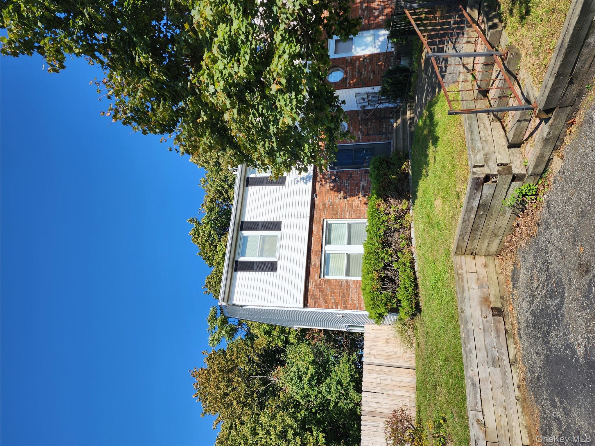 #3 photo, 3 Harbor Hill Court, Beacon , NY 12508