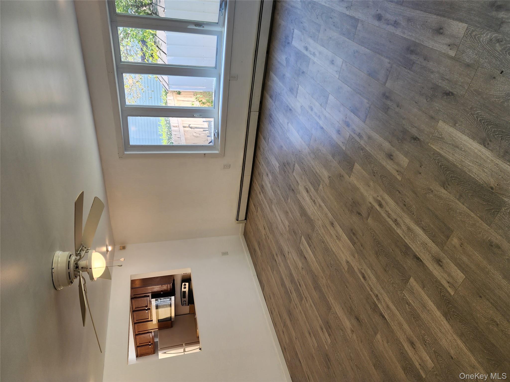 #8 photo, 3 Harbor Hill Court, Beacon , NY 12508