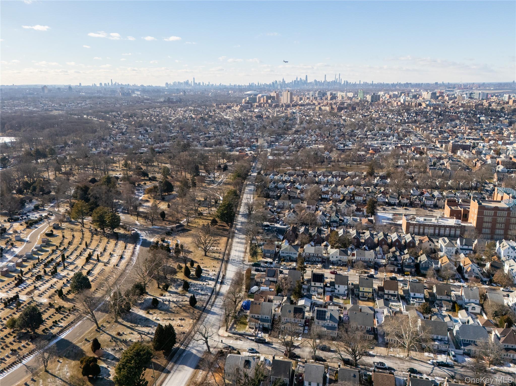 #14 photo, 4564 170th Street, फ्लशिंग Flushing , NY 11358