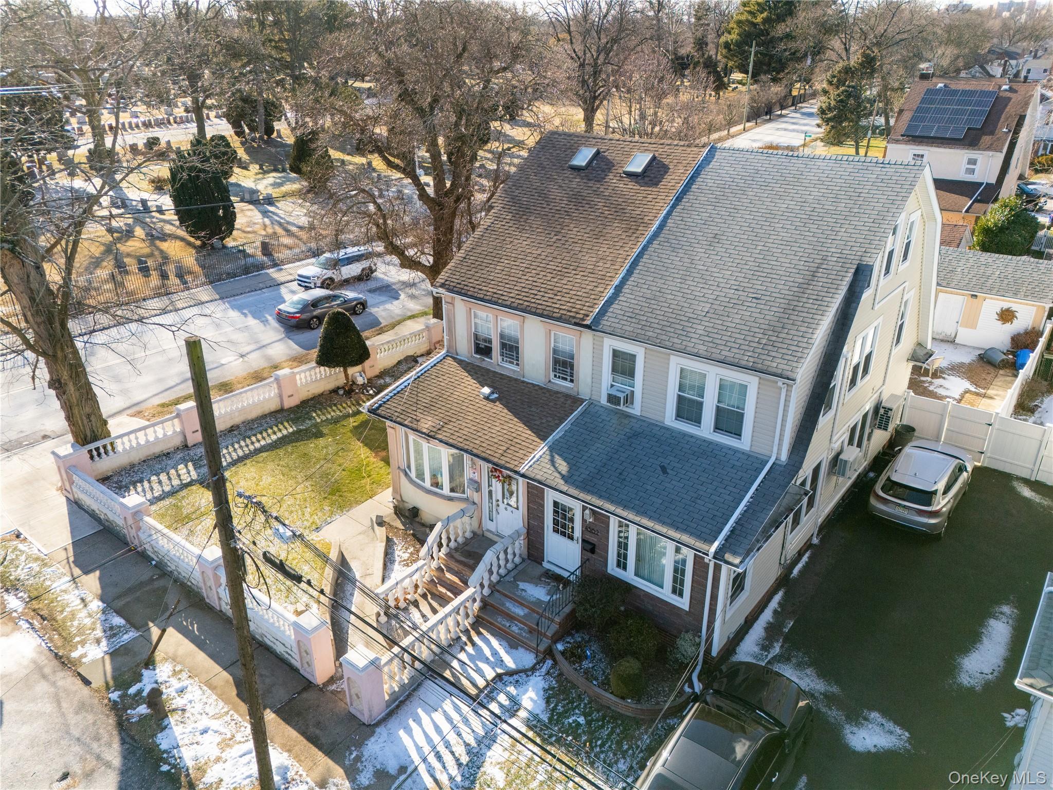 #8 photo, 4564 170th Street, फ्लशिंग Flushing , NY 11358