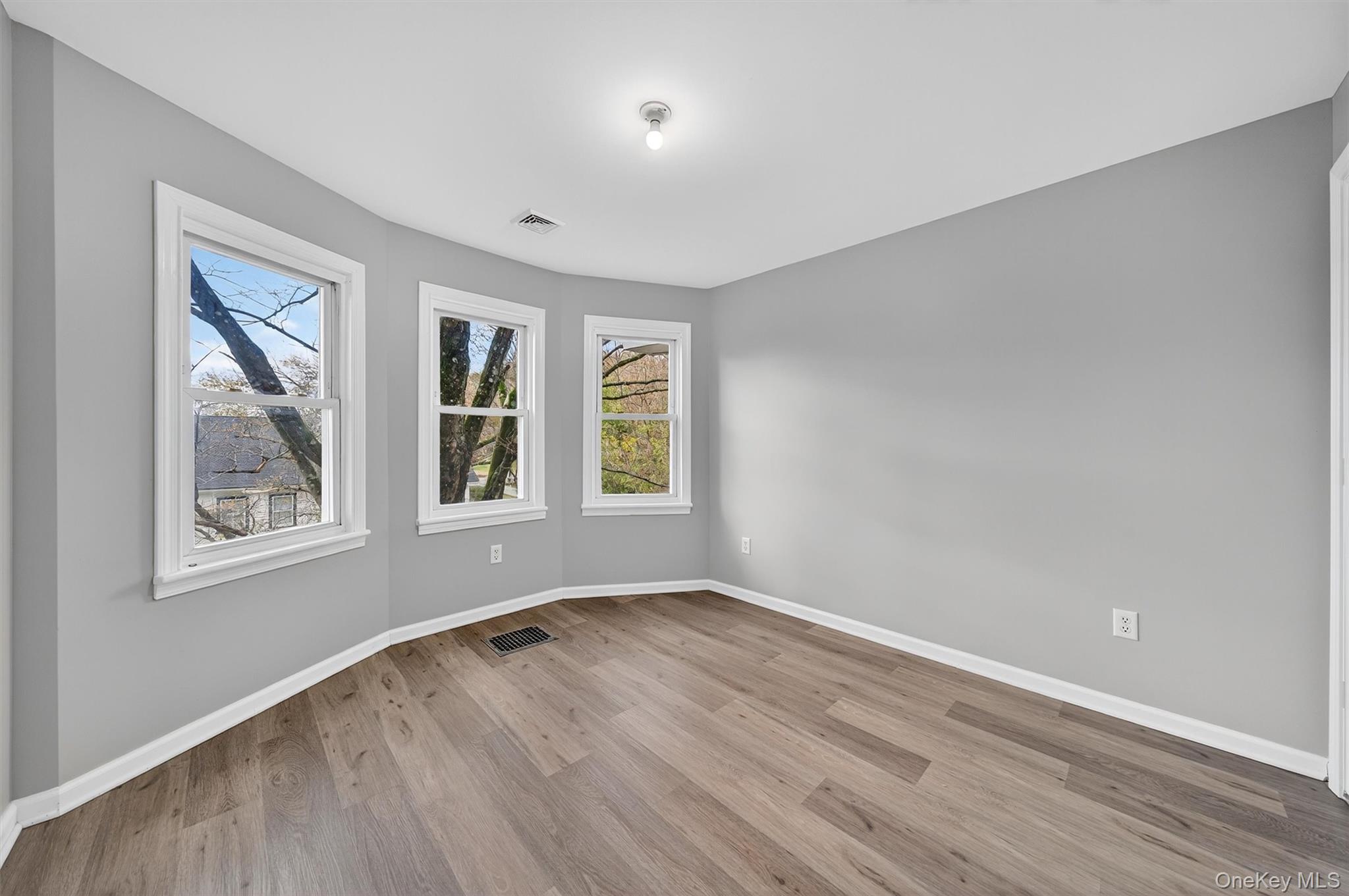 #8 photo, 4 Lark Street, Washingtonville , NY 10992