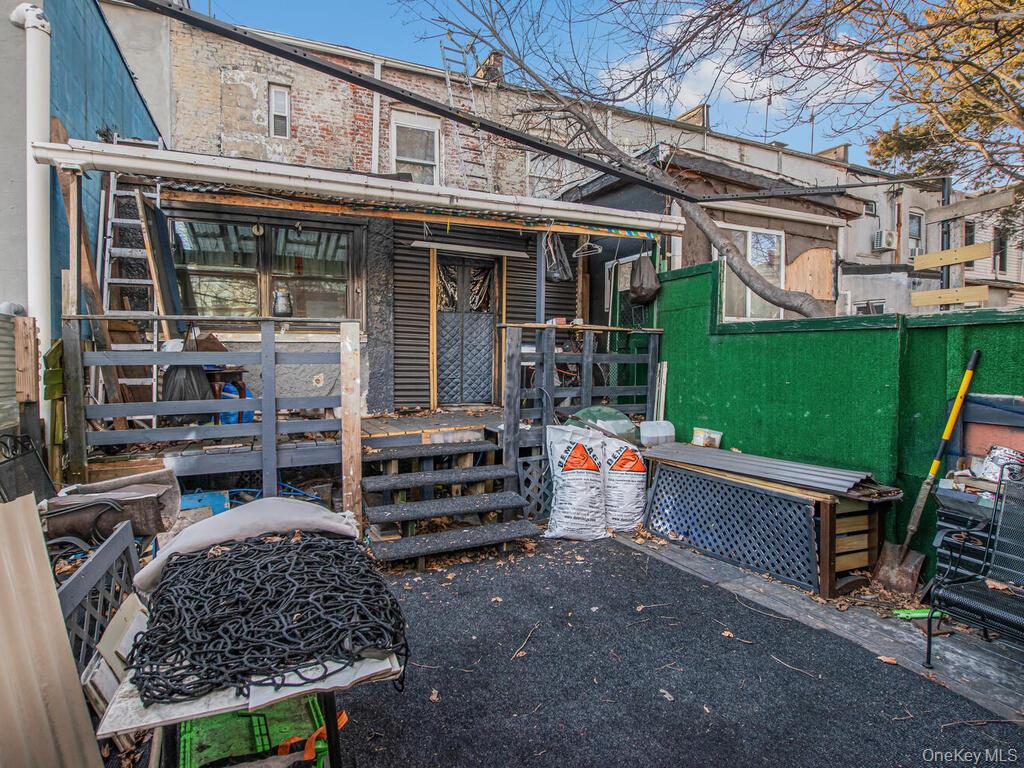 #17 photo, 3720 Dyre Avenue, Bronx , NY 10466