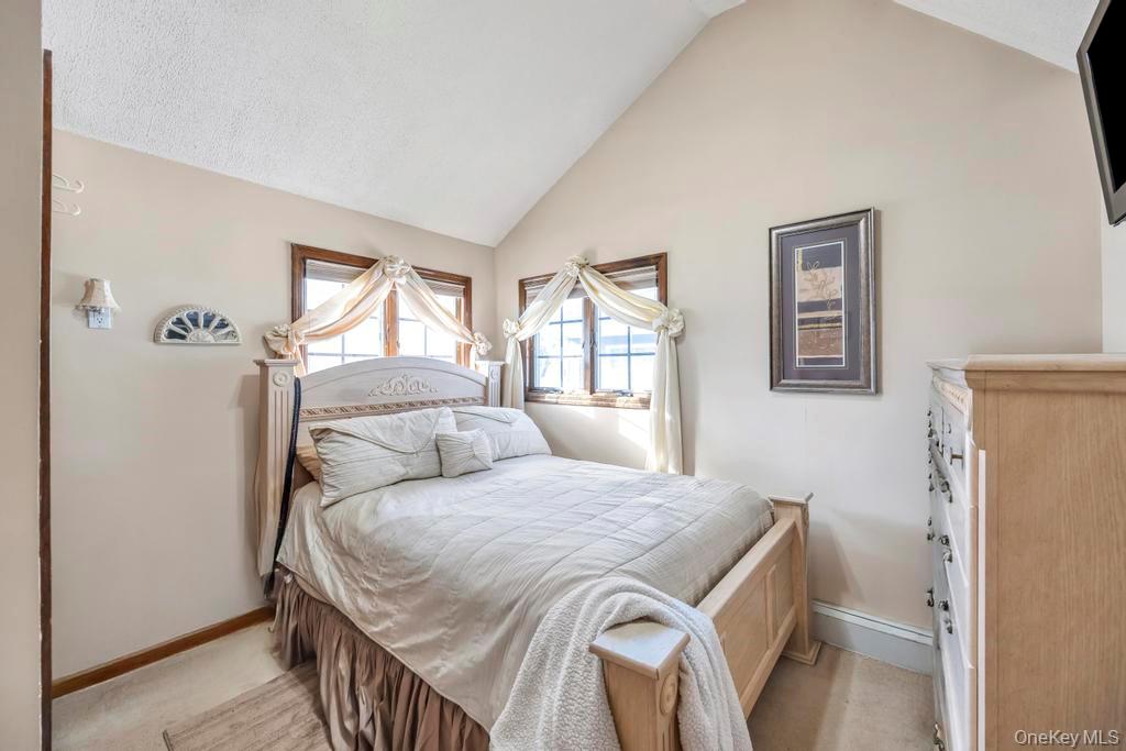 #11 photo, 60 Essex Road, Bethpage , NY 11714