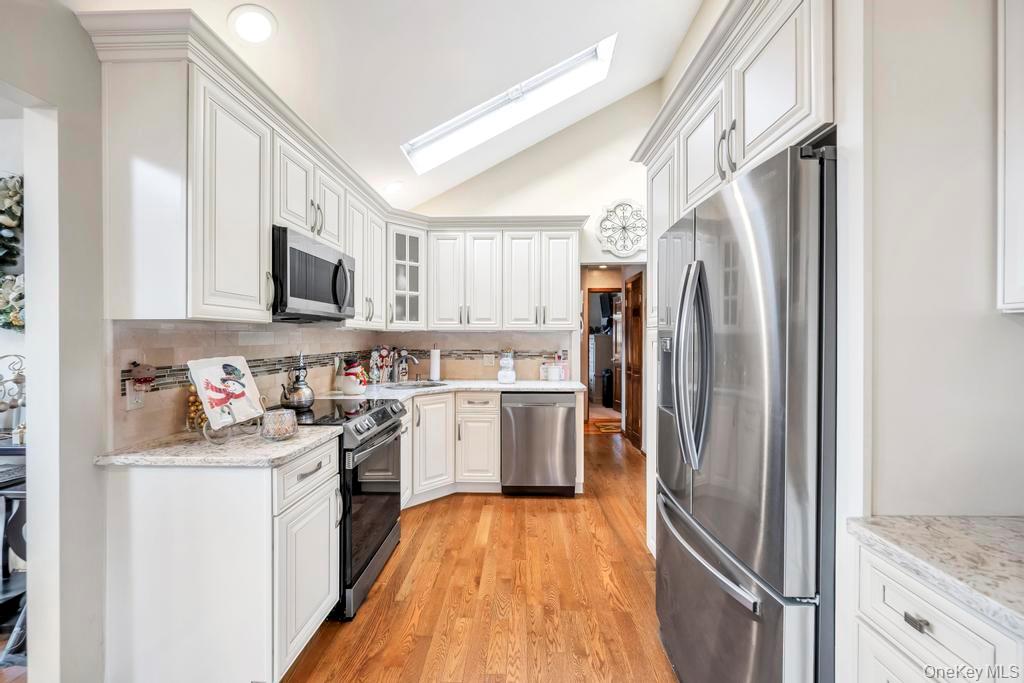 #3 photo, 60 Essex Road, Bethpage , NY 11714