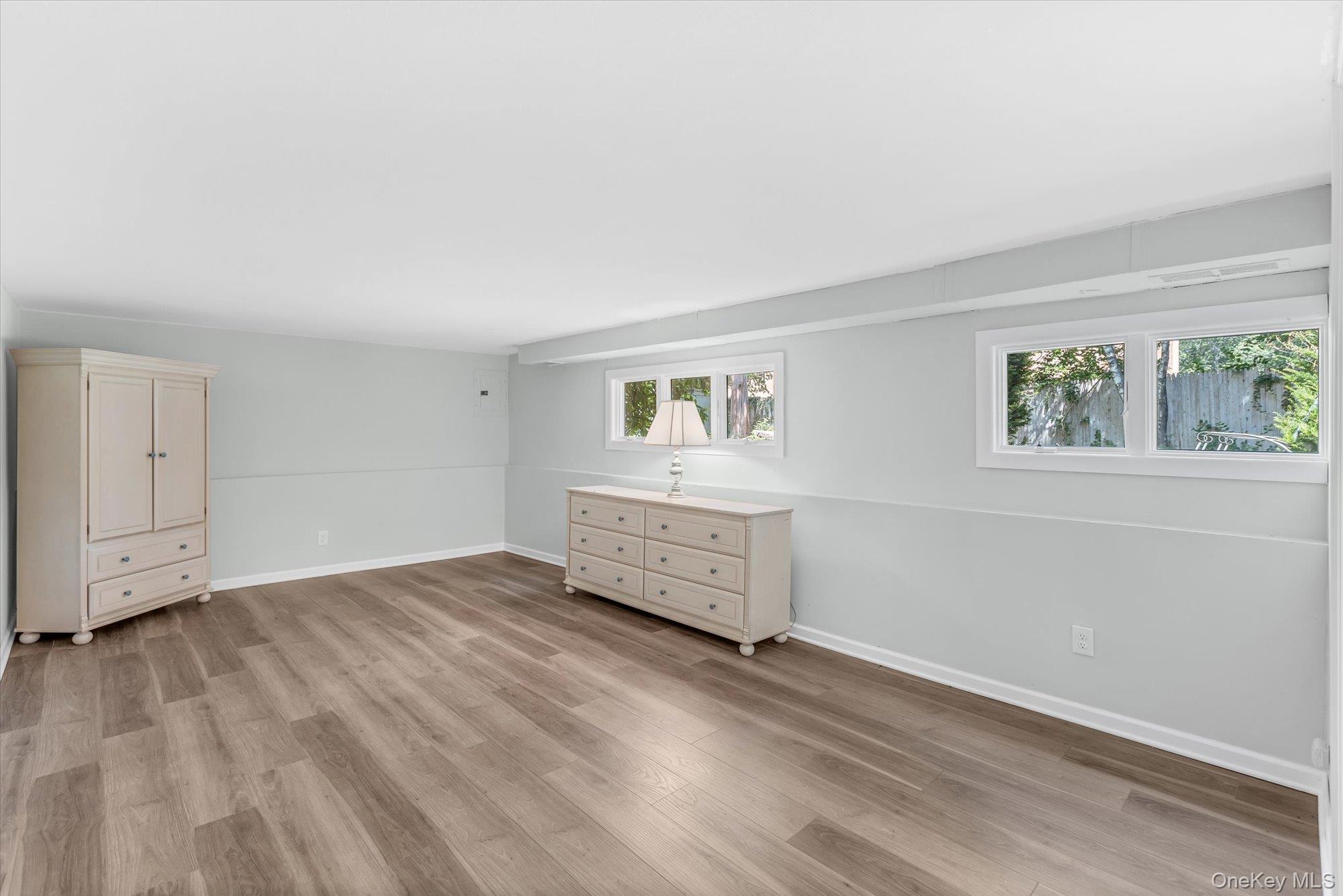 #13 photo, 49 Thorney Avenue, सफ़ोक काउंटी Huntington Station , NY 11746