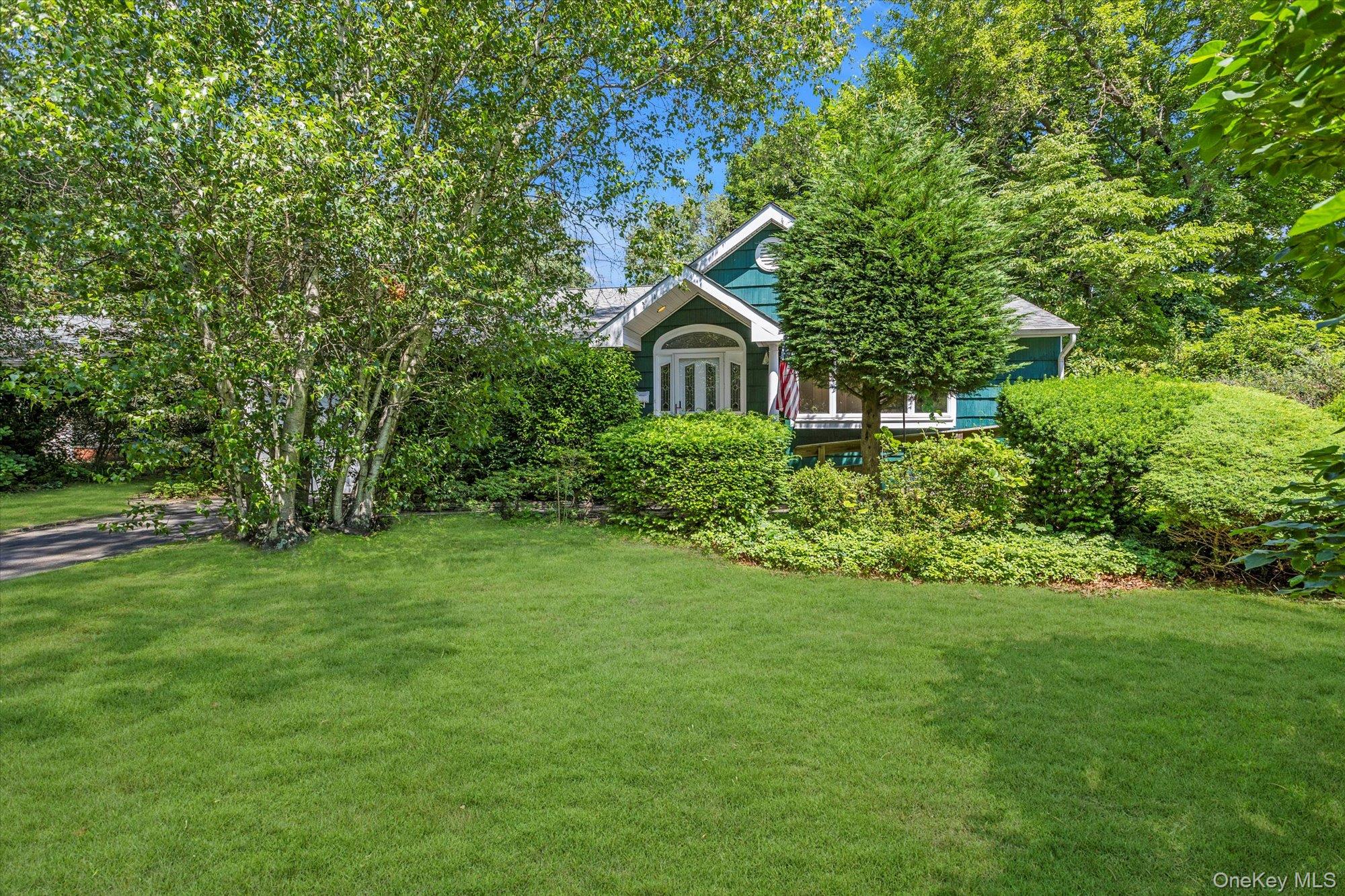 #18 photo, 49 Thorney Avenue, सफ़ोक काउंटी Huntington Station , NY 11746