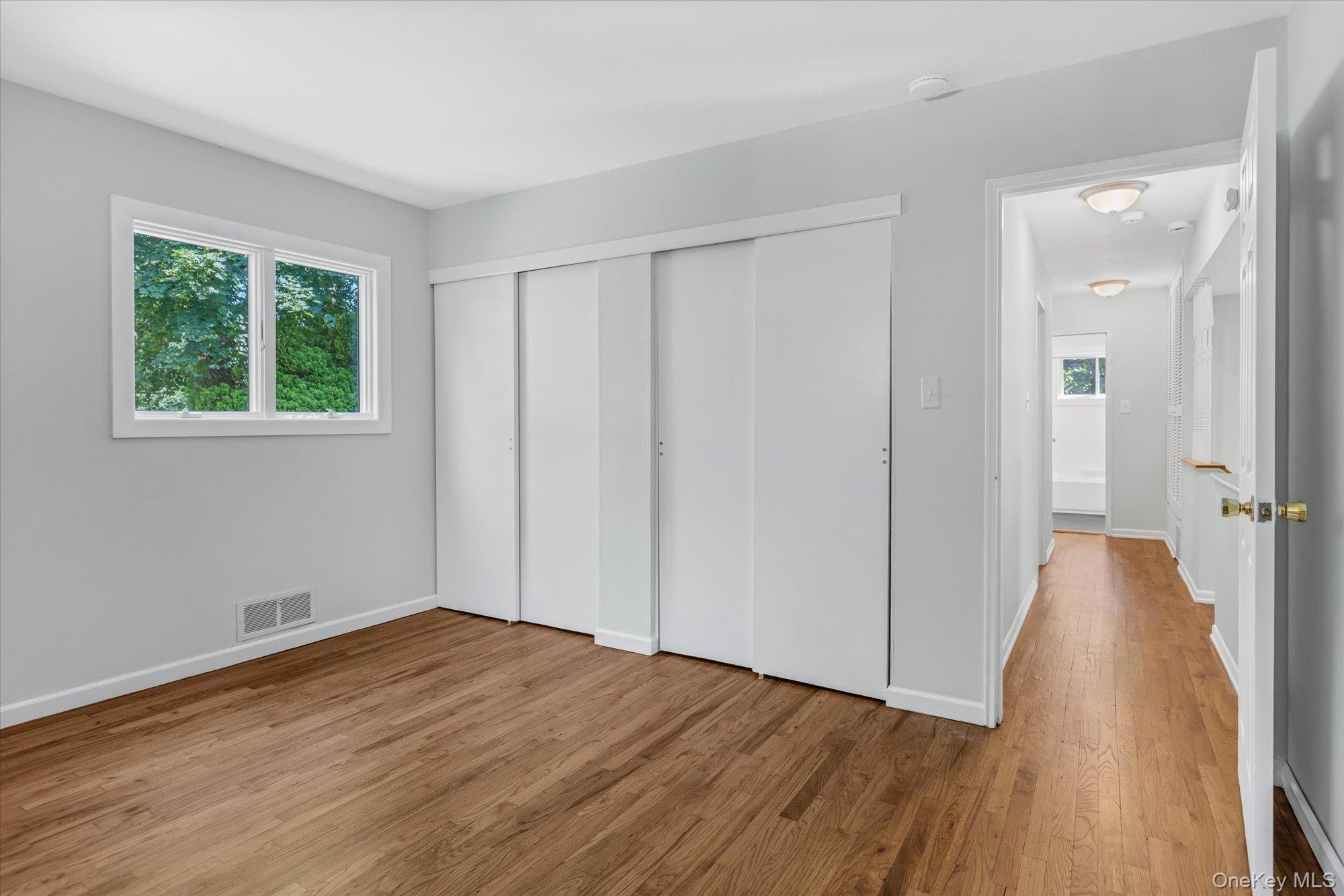 #9 photo, 49 Thorney Avenue, सफ़ोक काउंटी Huntington Station , NY 11746