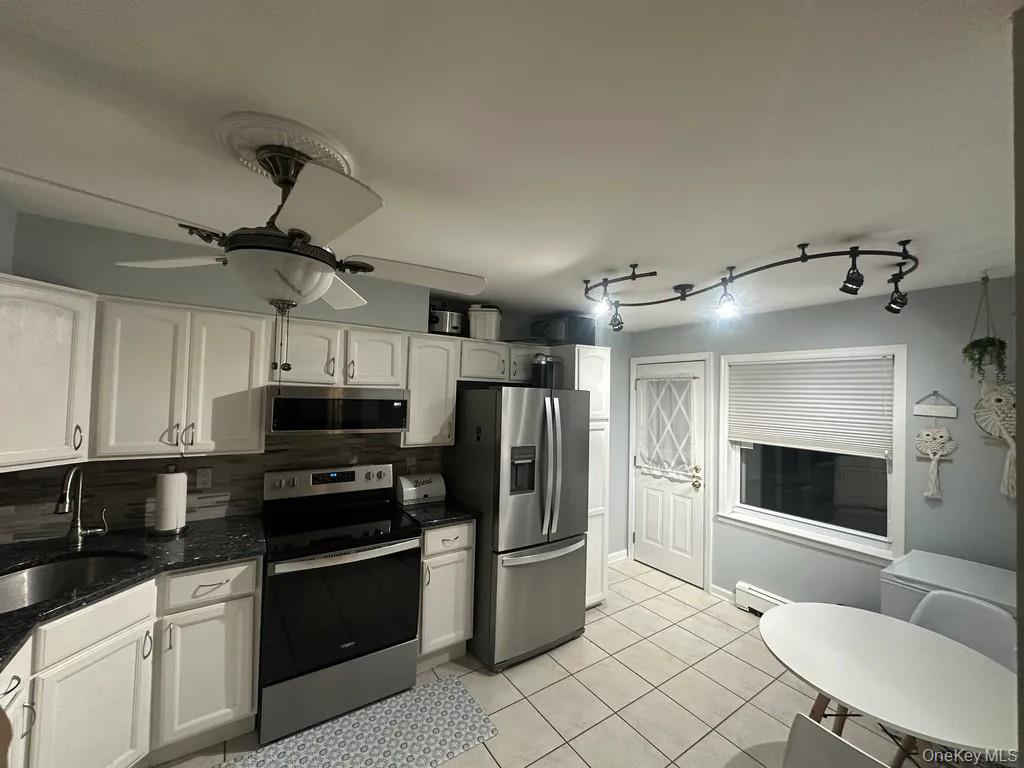 #3 photo, 224 Farber Drive Farber, West Babylon , NY 11704