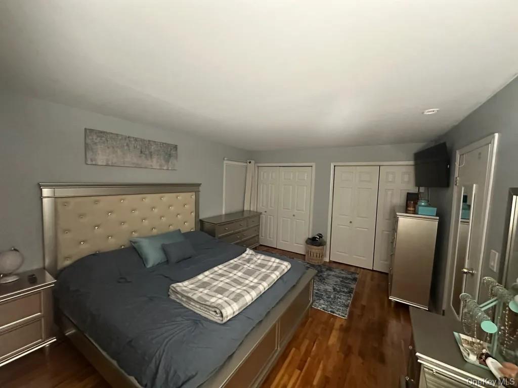 #7 photo, 224 Farber Drive Farber, West Babylon , NY 11704