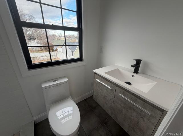 #12 photo, 1709 Camp Avenue, ناسو North Merrick , NY 11566