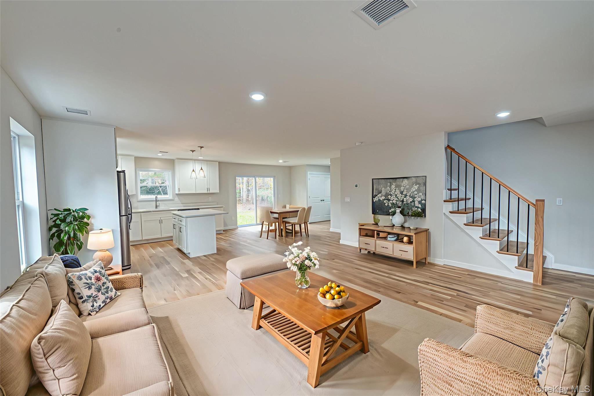 #4 photo, 370 Canal Road, سوفولك Port Jefferson Station , NY 11776