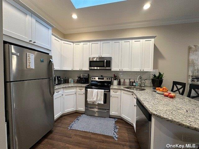 #3 photo, 50-3K Stewart Avenue, सफ़ोक काउंटी Huntington , NY 11743