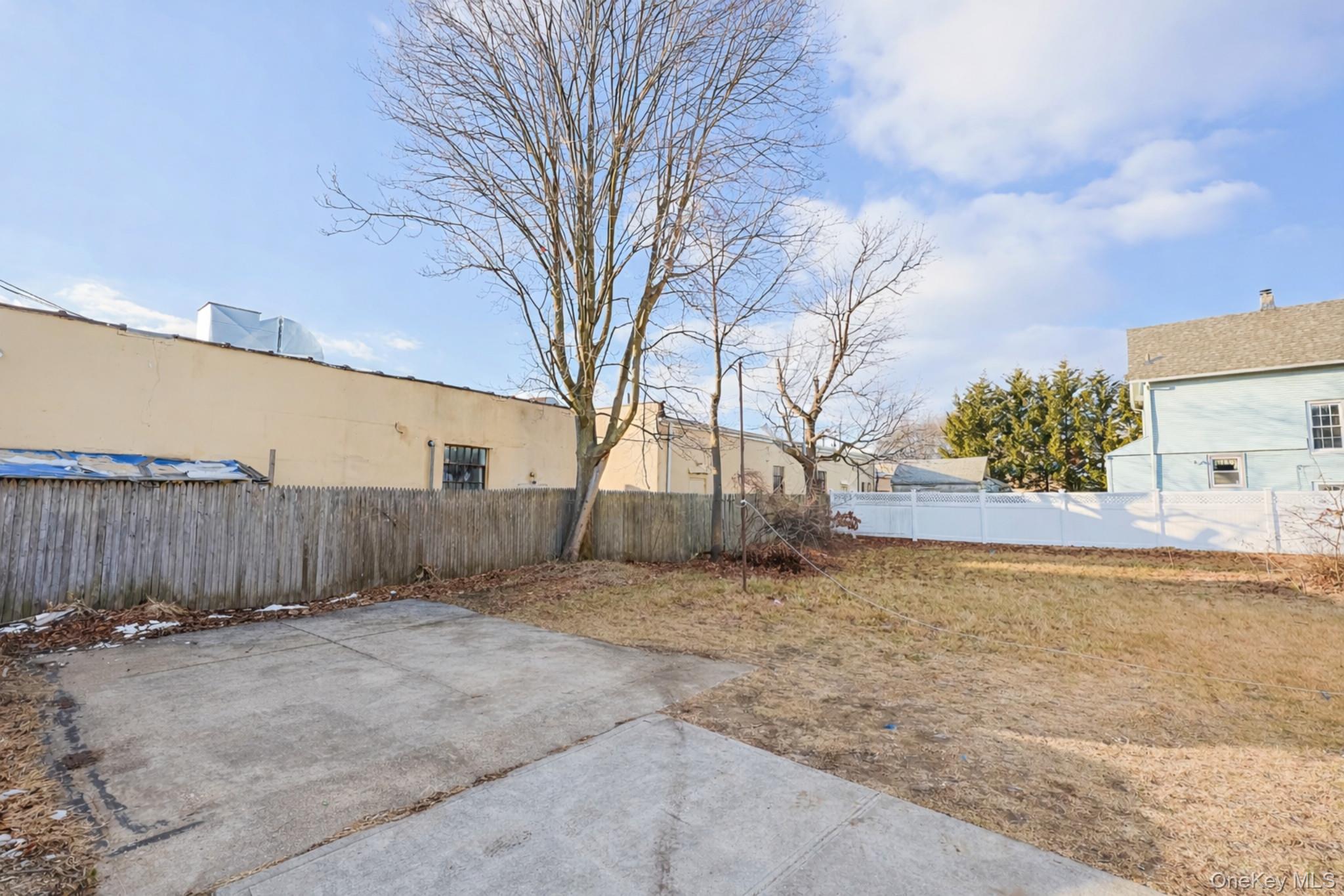 #17 photo, 62 Westend Avenue, नासाउ काउंटी Freeport , NY 11520