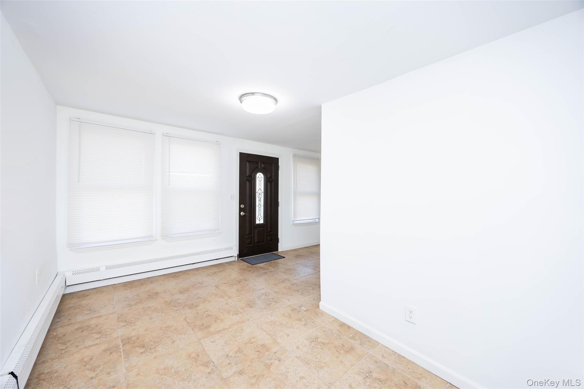 #4 photo, 62 Westend Avenue, नासाउ काउंटी Freeport , NY 11520