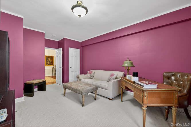 #17 photo, 24 Hamilton Place, Garden City , NY 11530