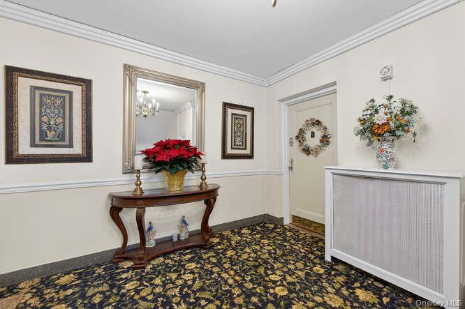 #2 photo, 24 Hamilton Place, Garden City , NY 11530