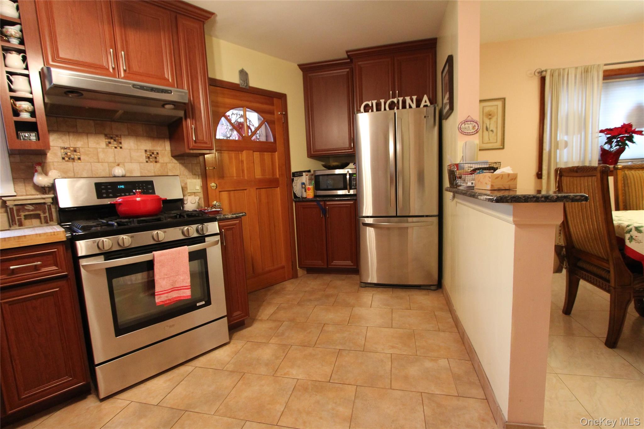 #8 photo, 66-41 Gray Street, Middle Village , NY 11379