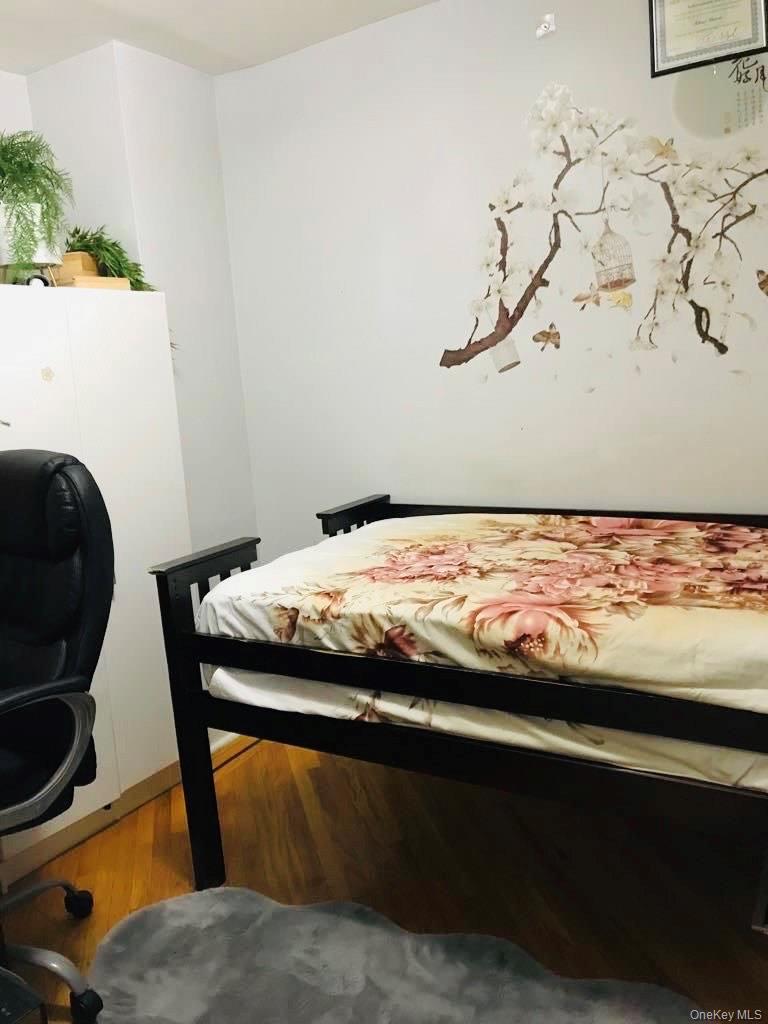 #8 photo, 118-29 152nd Street, Jamaica , NY 11434