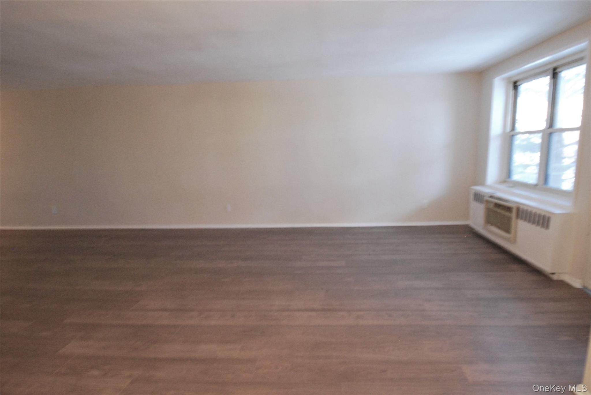 #5 photo, 16 Lake Street, White Plains , NY 10603