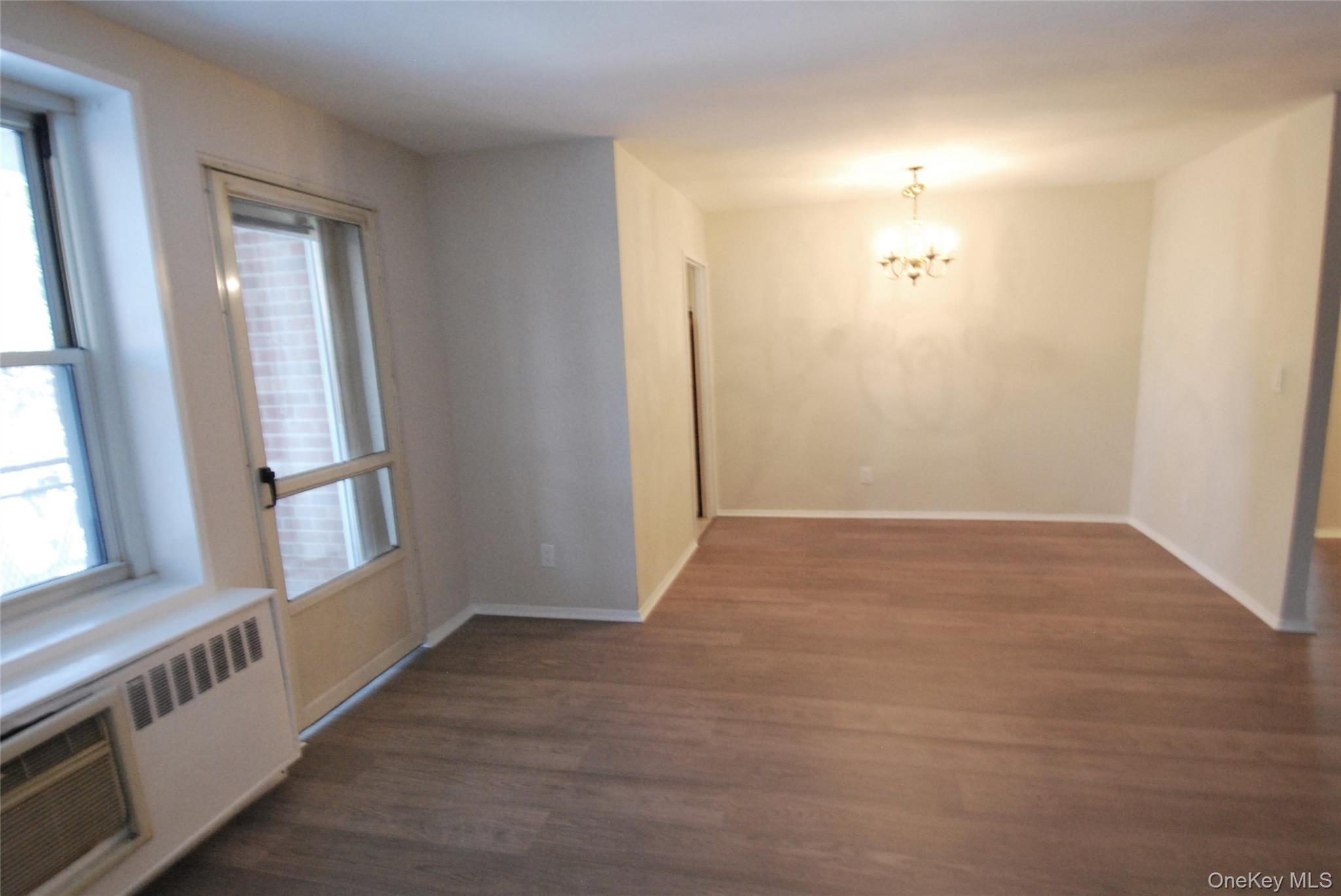 #8 photo, 16 Lake Street, White Plains , NY 10603