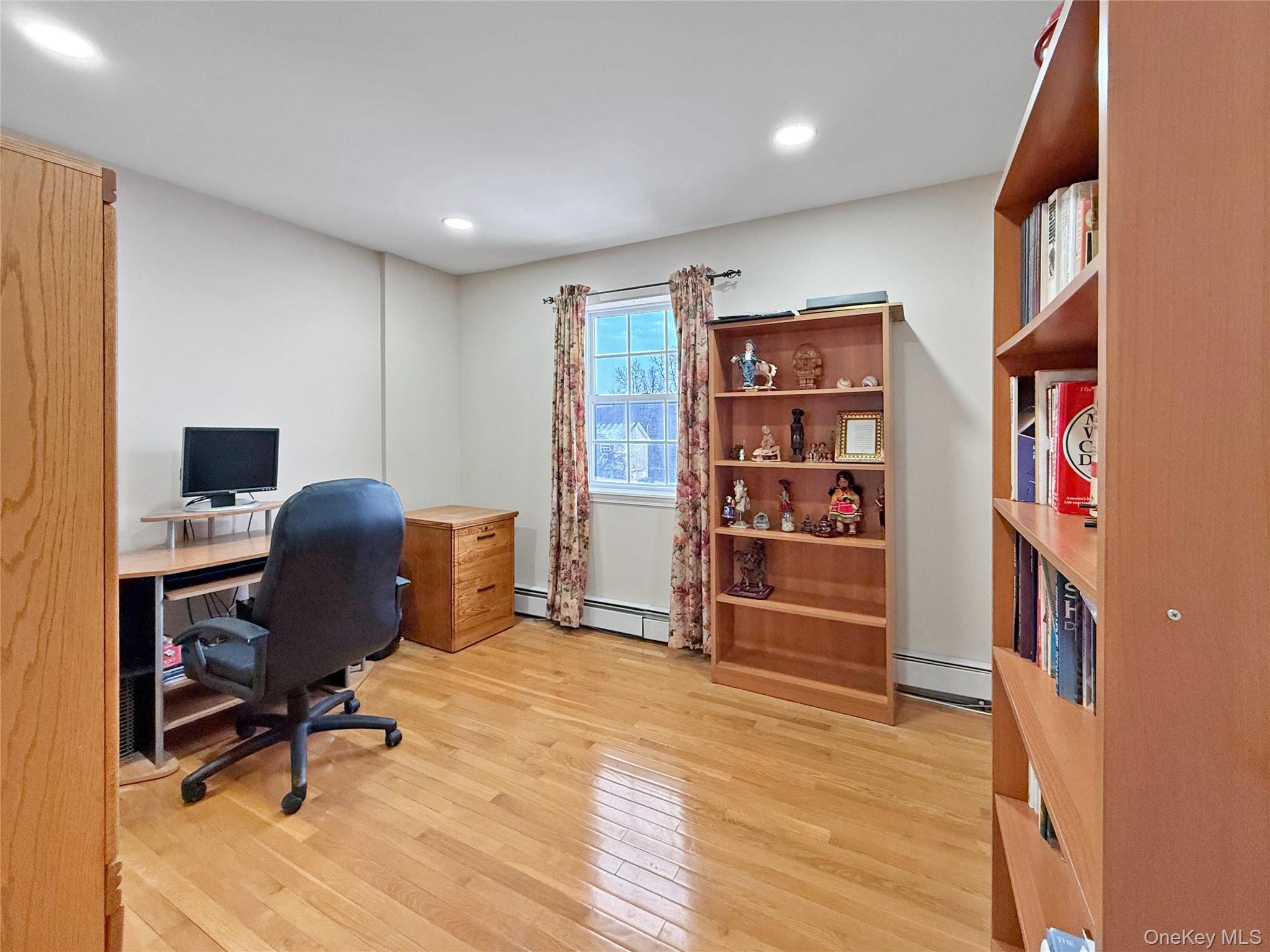 #19 photo, 22 Sharon Drive, Middletown , NY 10941