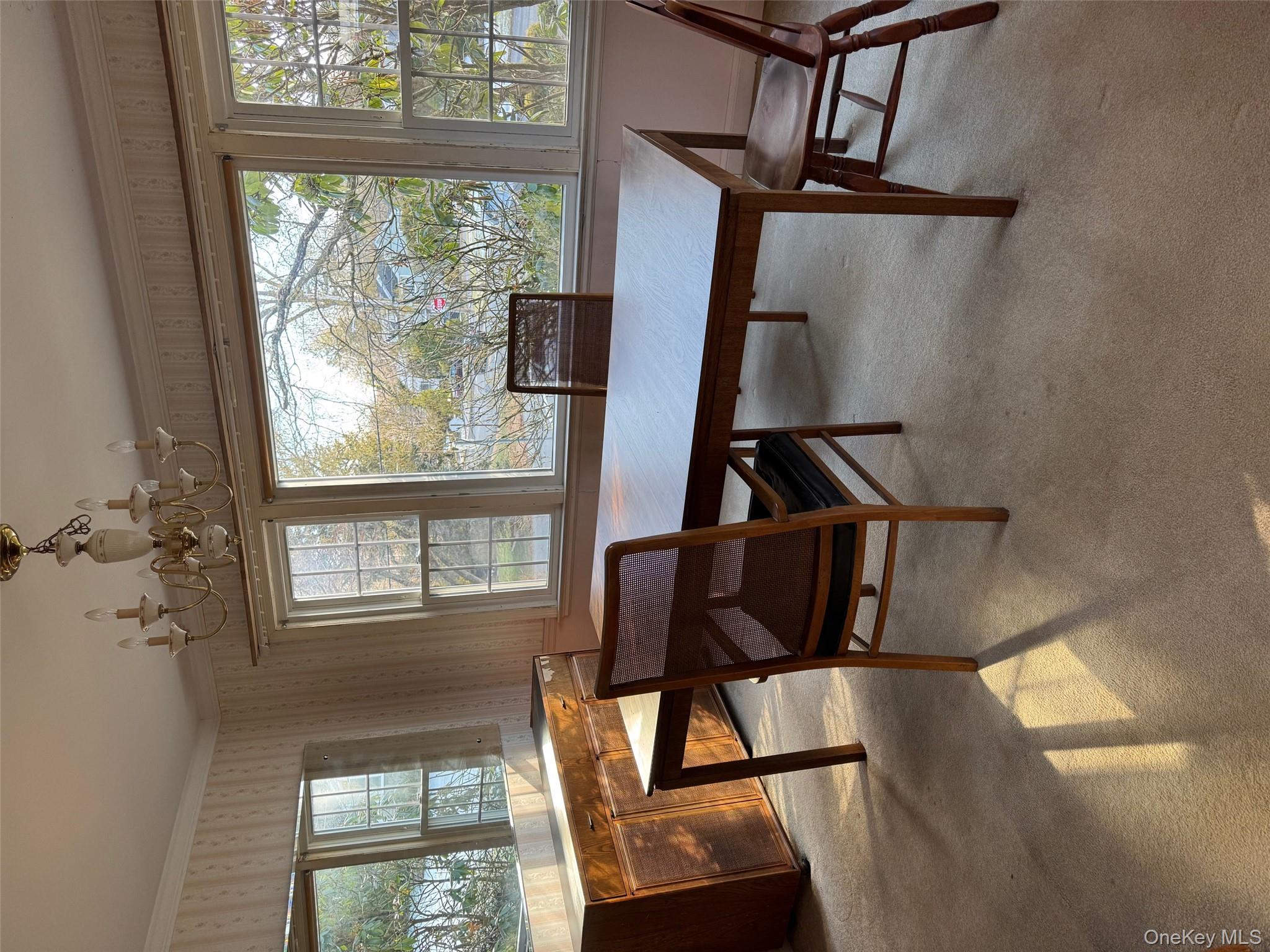 #4 photo, 133 Hutchinson Boulevard, Scarsdale , NY 10583