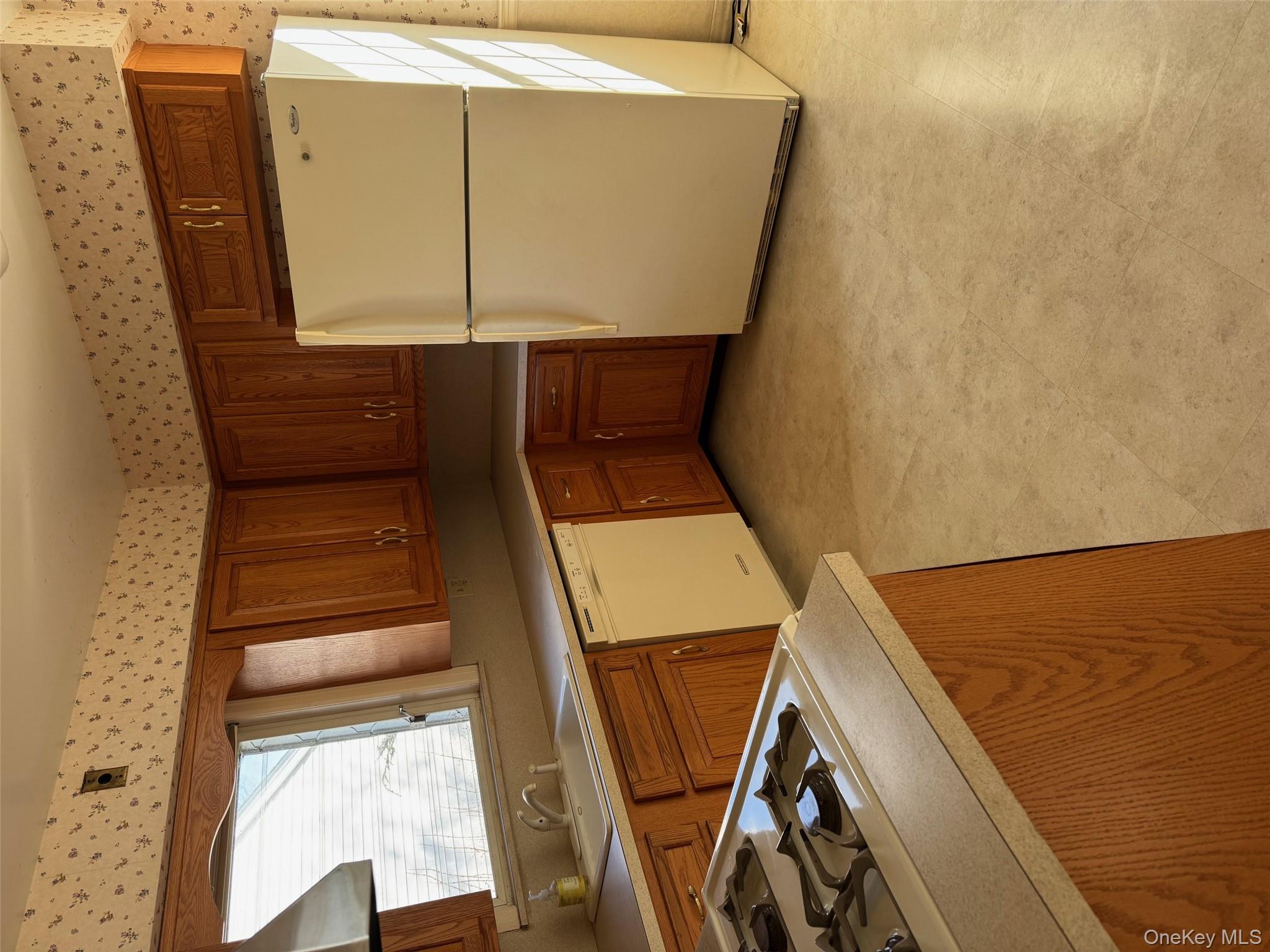 #5 photo, 133 Hutchinson Boulevard, Scarsdale , NY 10583