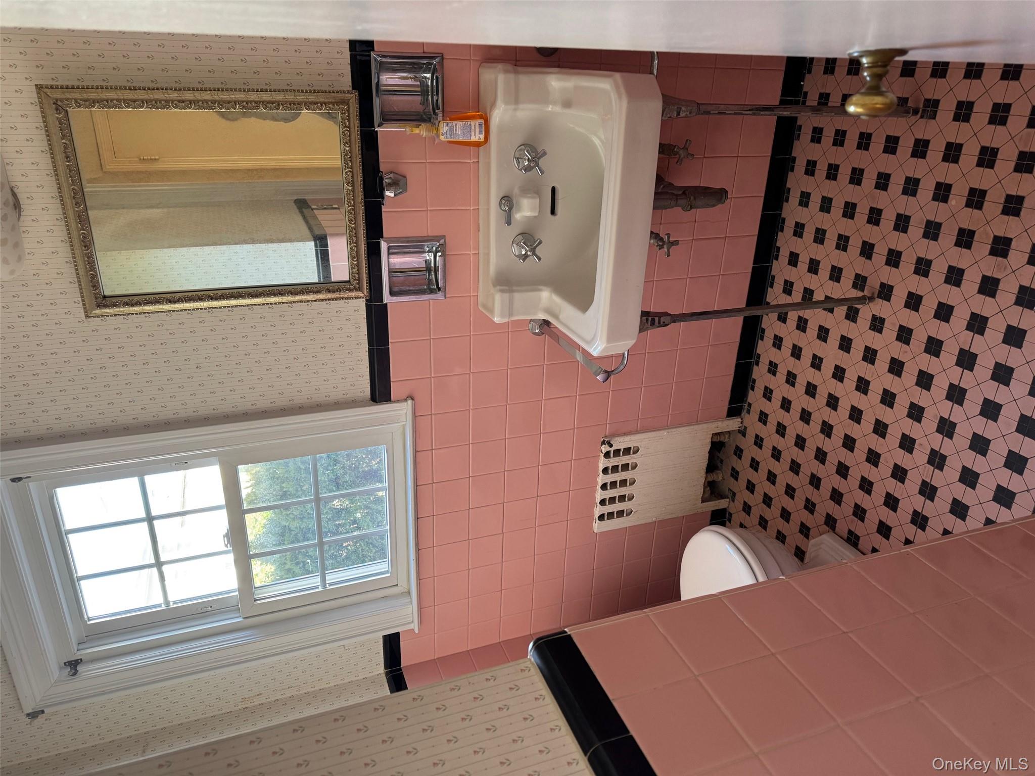 #8 photo, 133 Hutchinson Boulevard, Scarsdale , NY 10583