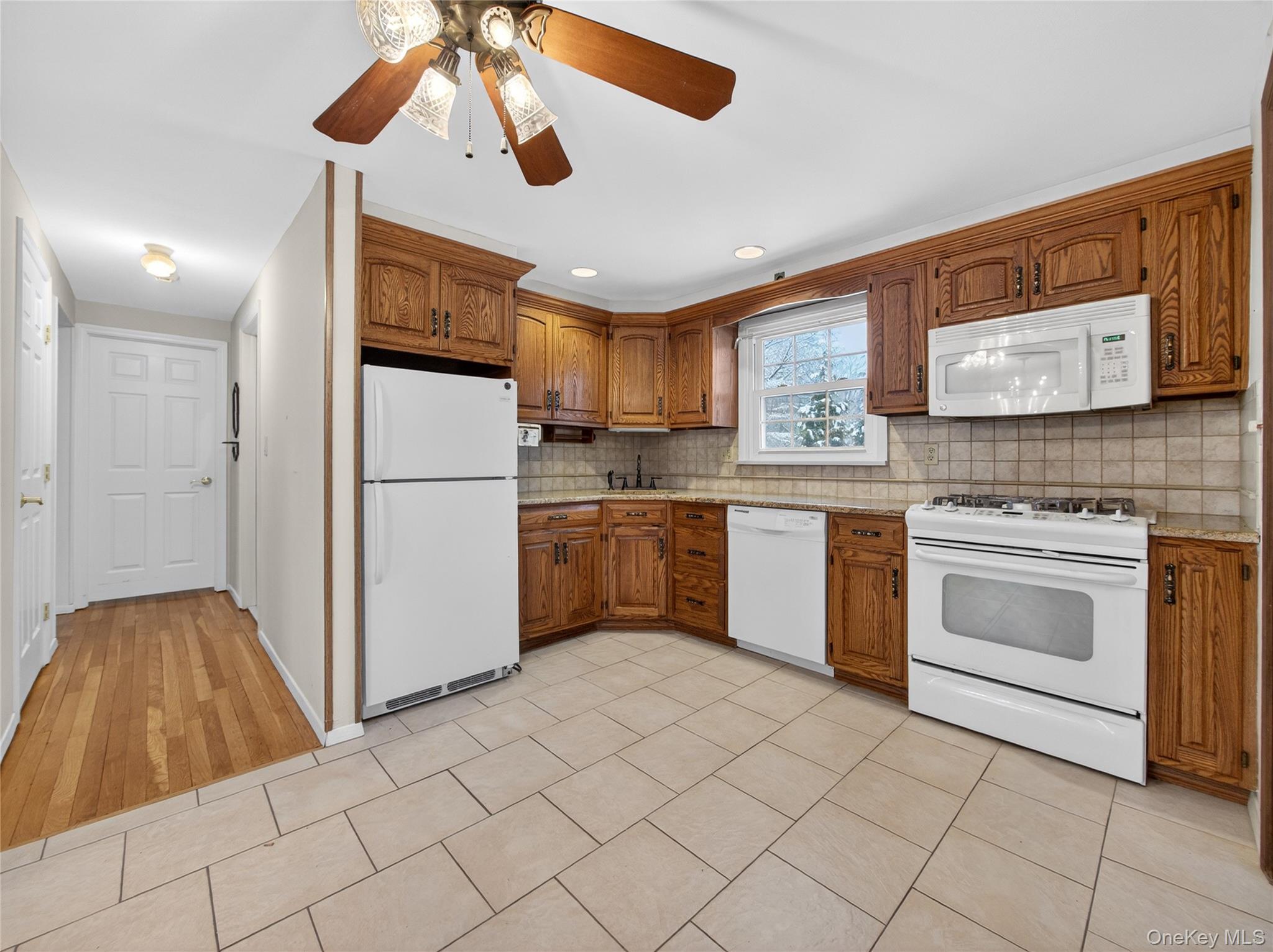 #12 photo, 56 Buttonwood Place, Blauvelt , NY 10913