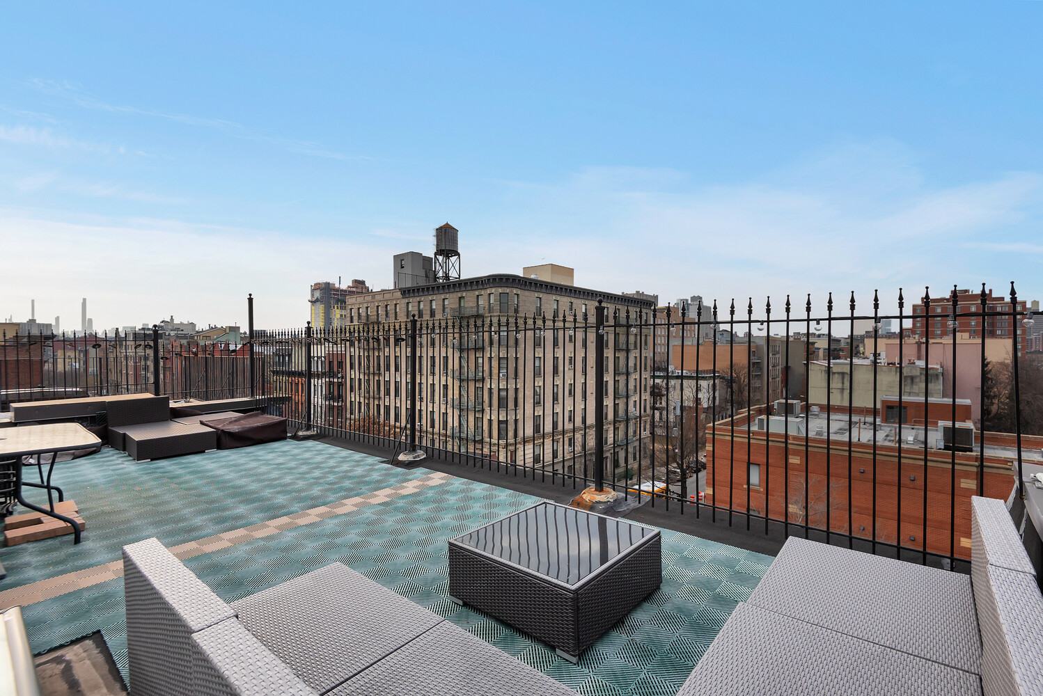 #9 photo, 2101 5TH Avenue, मैनहटन Central Harlem , NY 10035