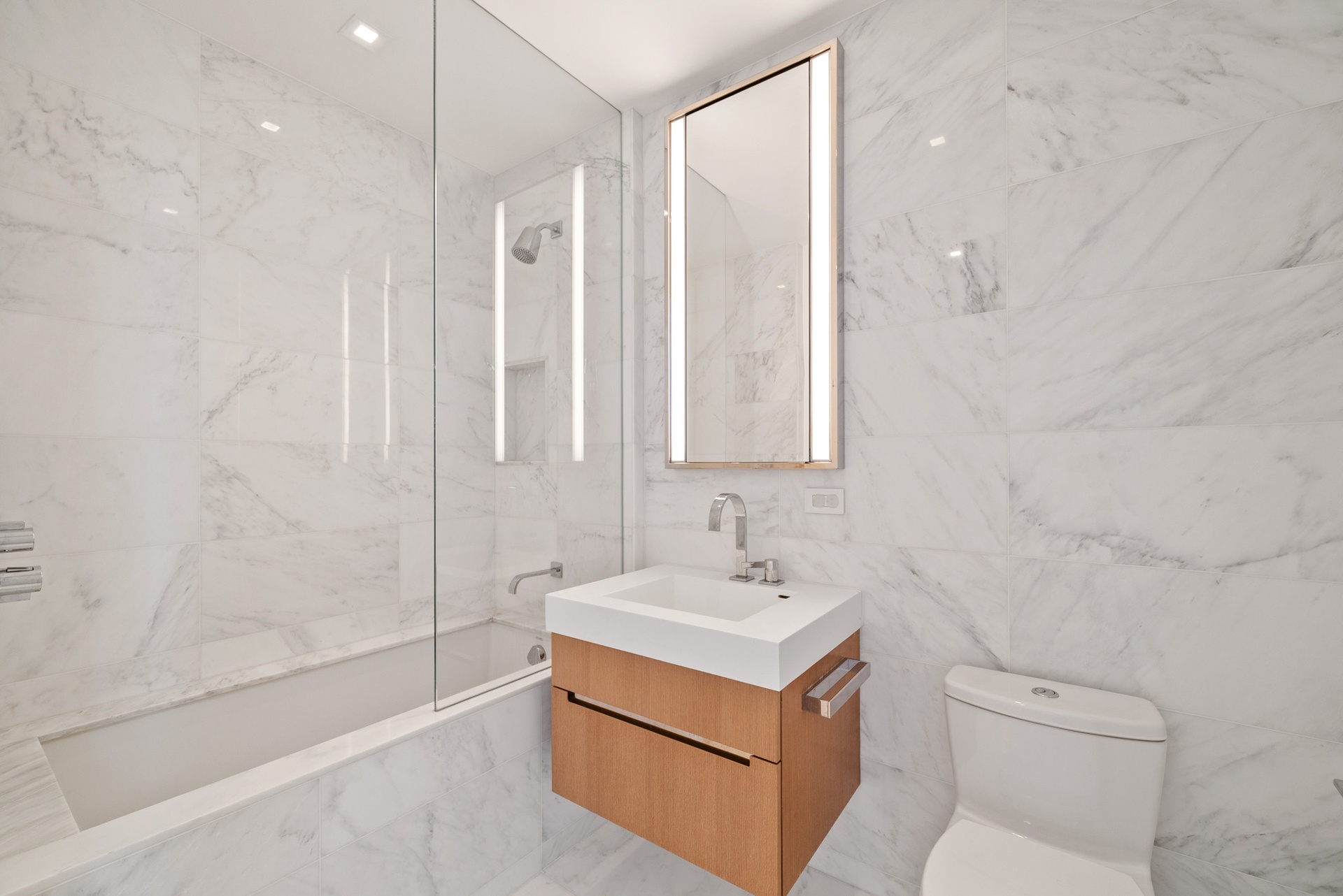 #17 photo, New York City, Lincoln Square , NY 10023