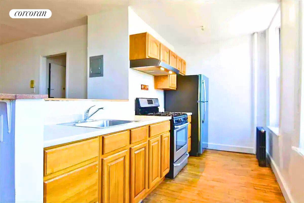 #4 photo, 159A COLUMBIA Street, Carroll Gardens , NY 11231