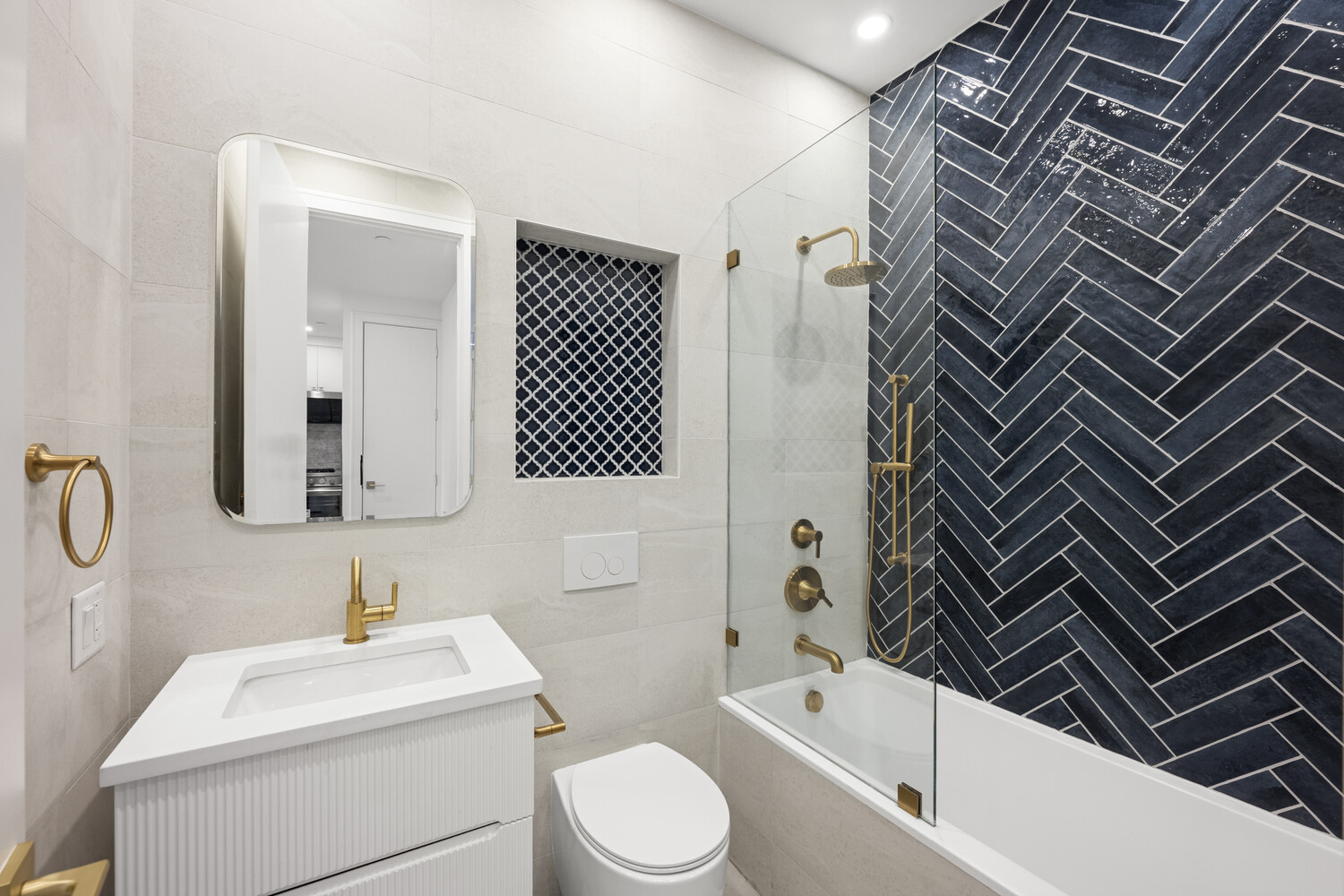 #5 photo, 1073 WILLOUGHBY Avenue, ब्रुकलीन Bushwick , NY 11221