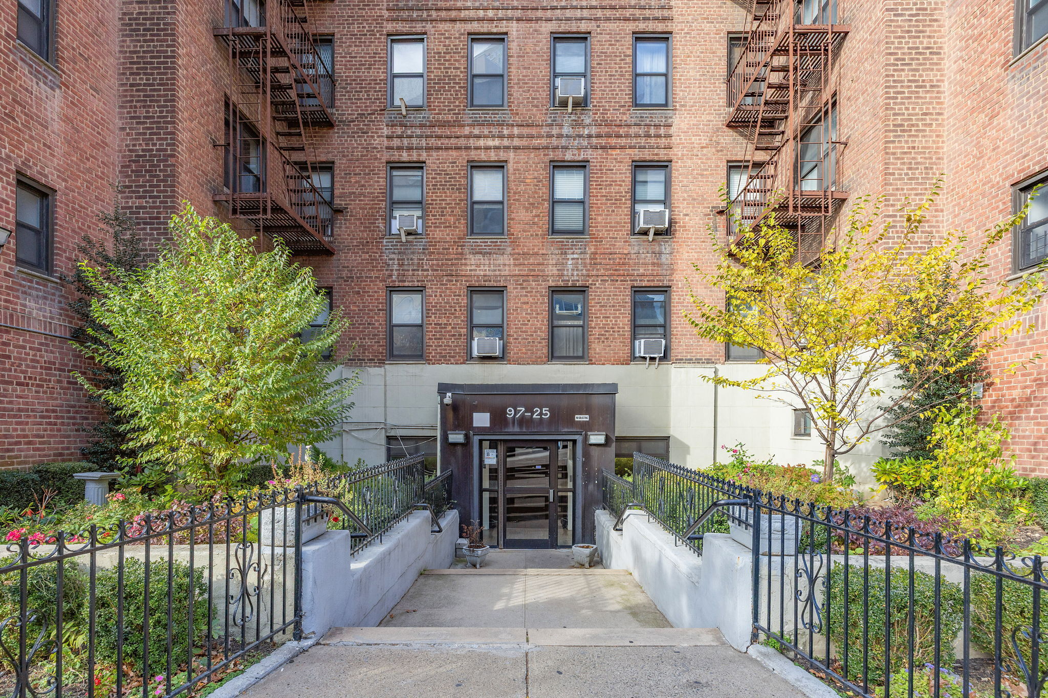 #15 photo, 97-25 64th Avenue, Rego Park , NY 11374