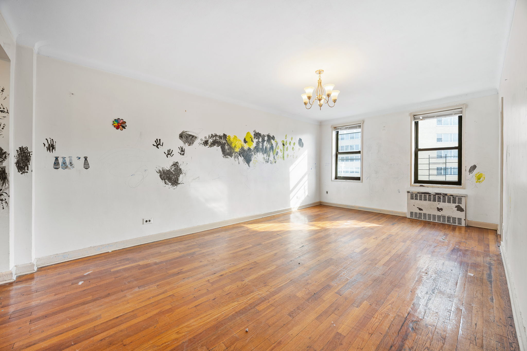 #4 photo, 97-25 64th Avenue, Rego Park , NY 11374