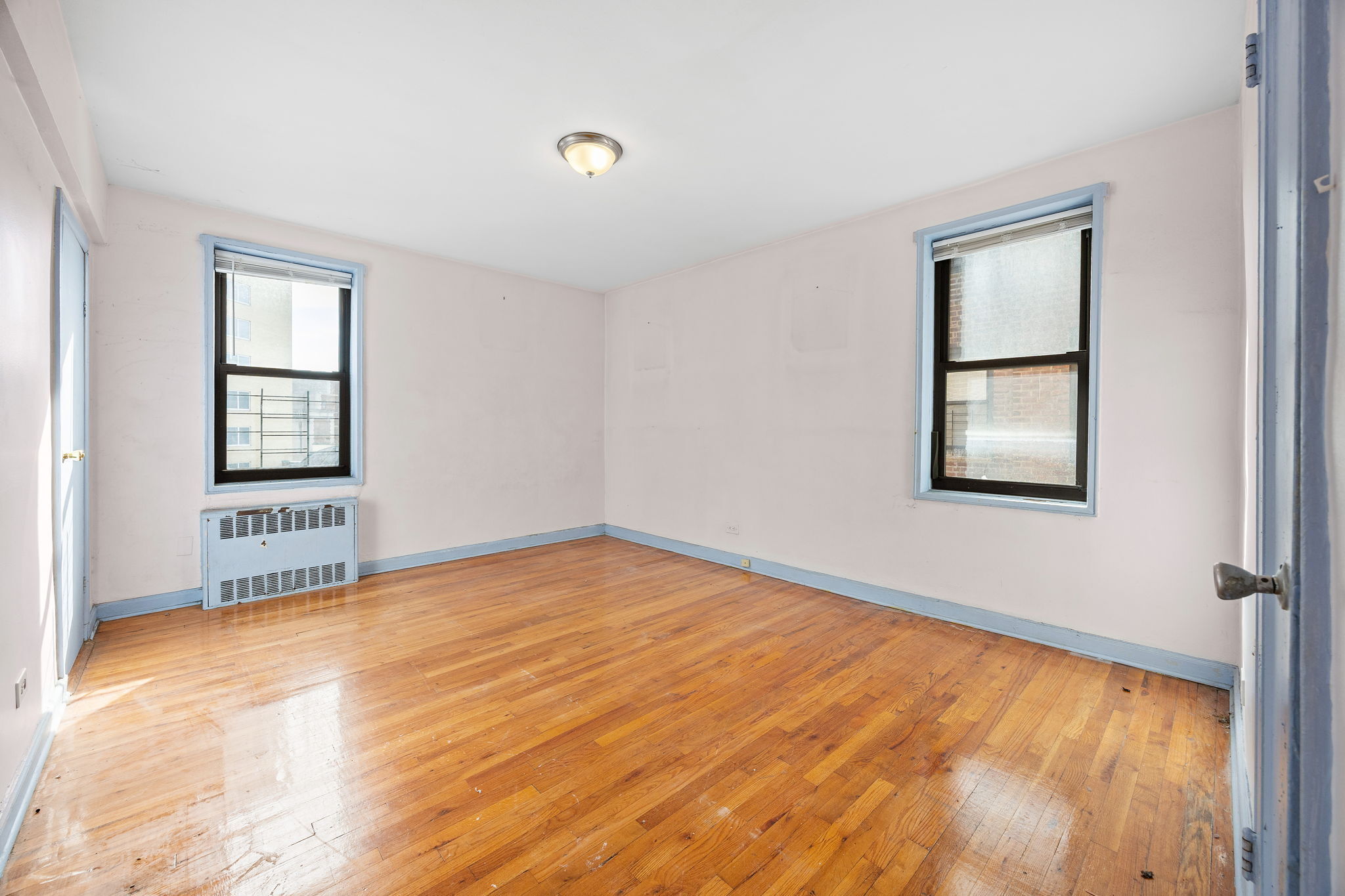#5 photo, 97-25 64th Avenue, Rego Park , NY 11374