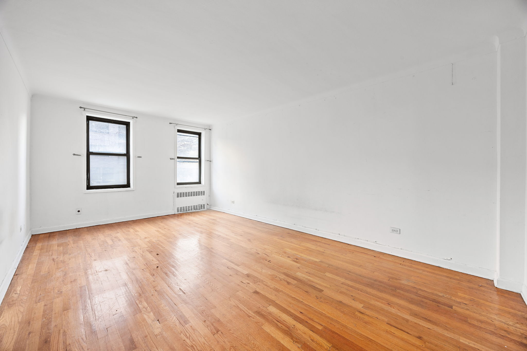 #3 photo, 97-25 64th Avenue, Rego Park , NY 11374