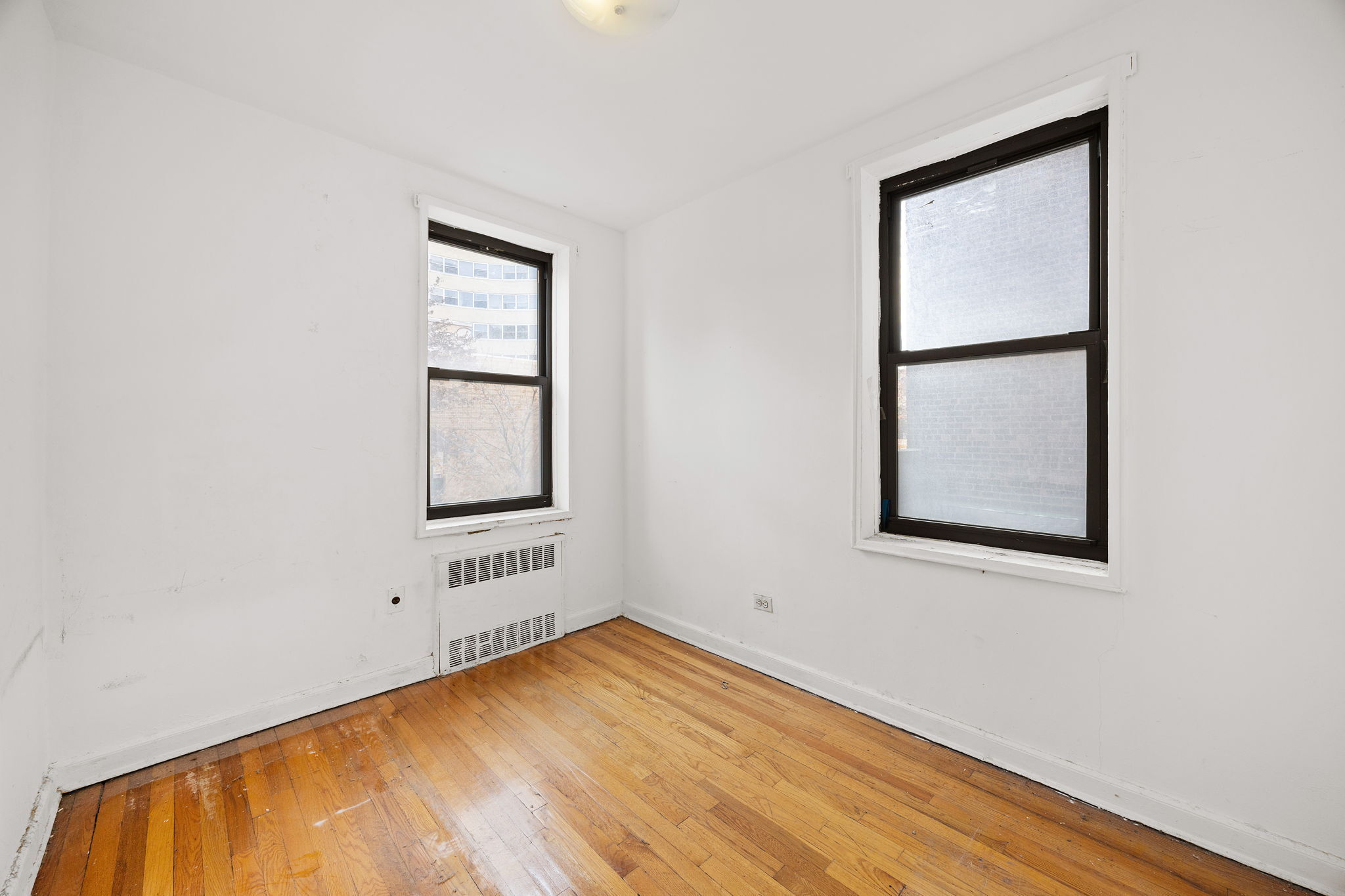 #9 photo, 97-25 64th Avenue, Rego Park , NY 11374