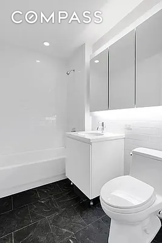 #13 photo, Brooklyn, Downtown Brooklyn , NY 11201