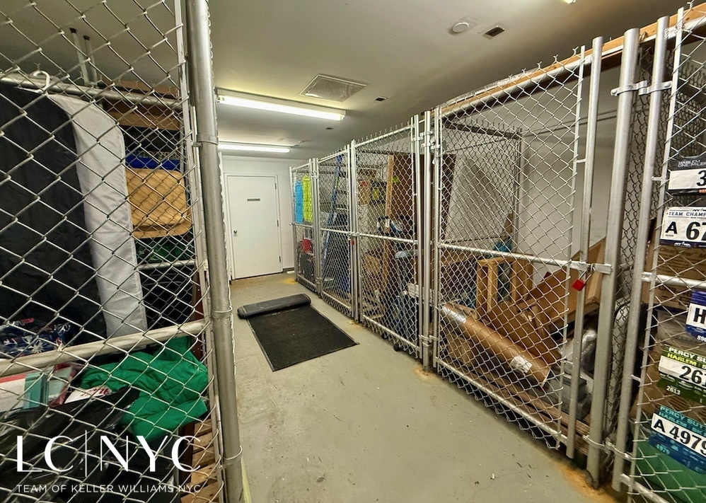 #16 photo, 555 Lenox Avenue, मैनहटन Harlem , NY 10037