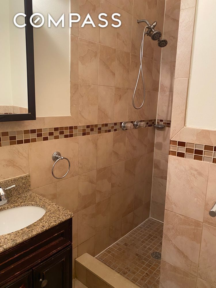 #9 photo, 23 St Marks Avenue, Park Slope , NY 11217