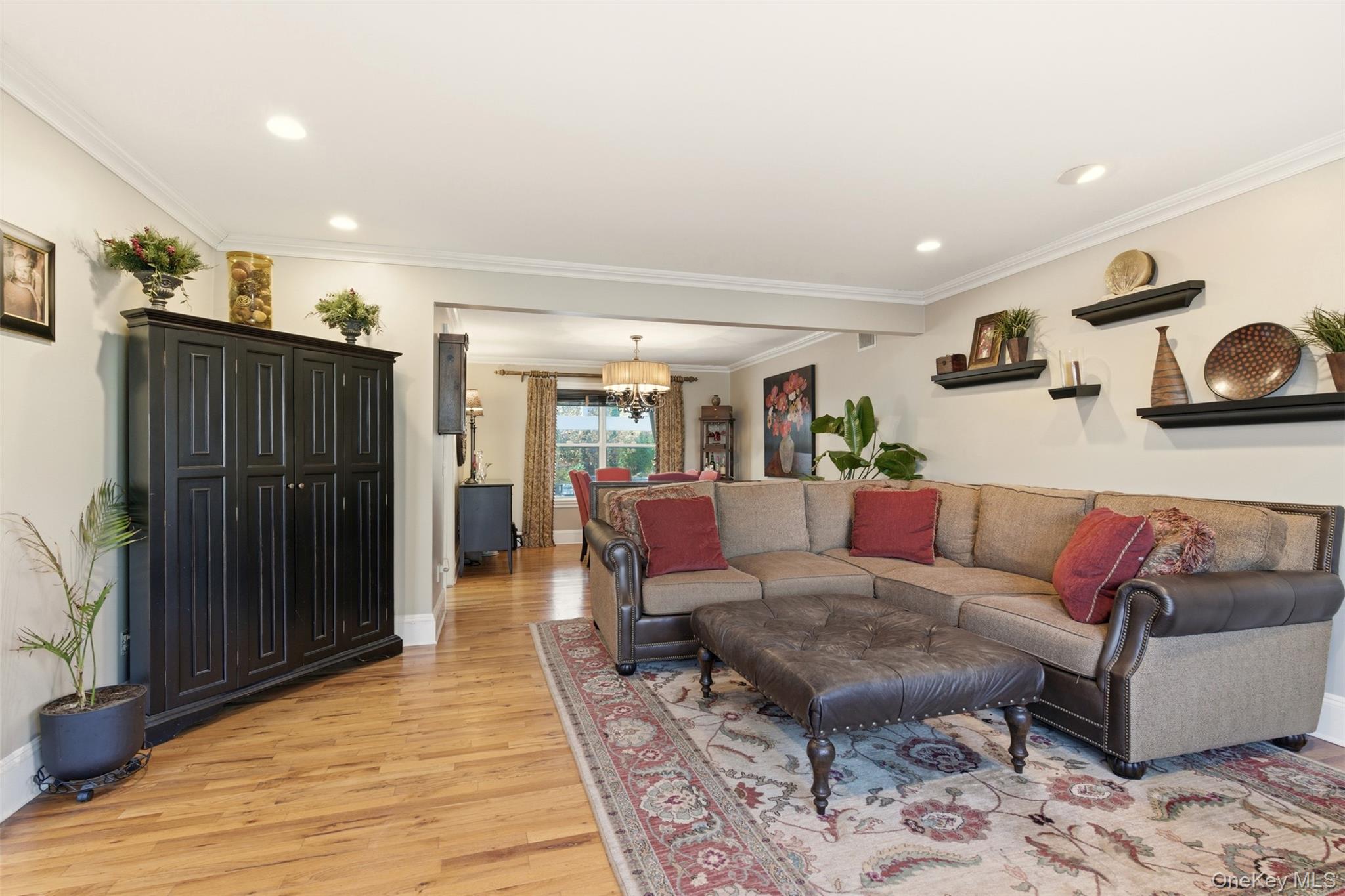 #11 photo, 22 Knott Drive, Glen Cove , NY 11542