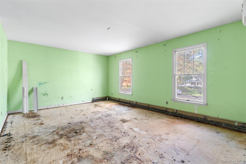 #13 photo, 34 Andys Lane, Eastport , NY 11941