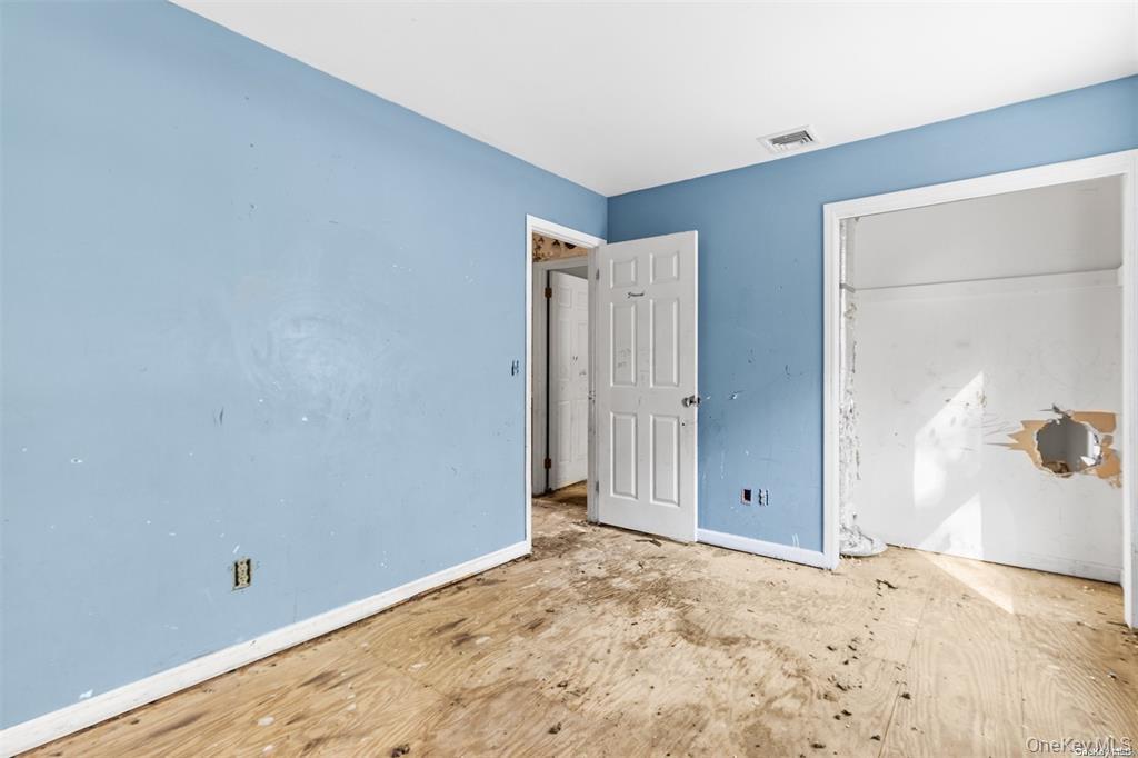 #17 photo, 34 Andys Lane, Eastport , NY 11941