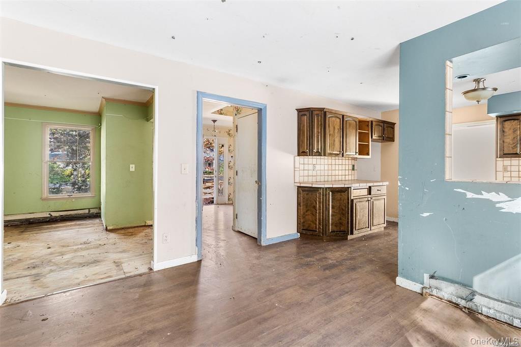 #3 photo, 34 Andys Lane, Eastport , NY 11941