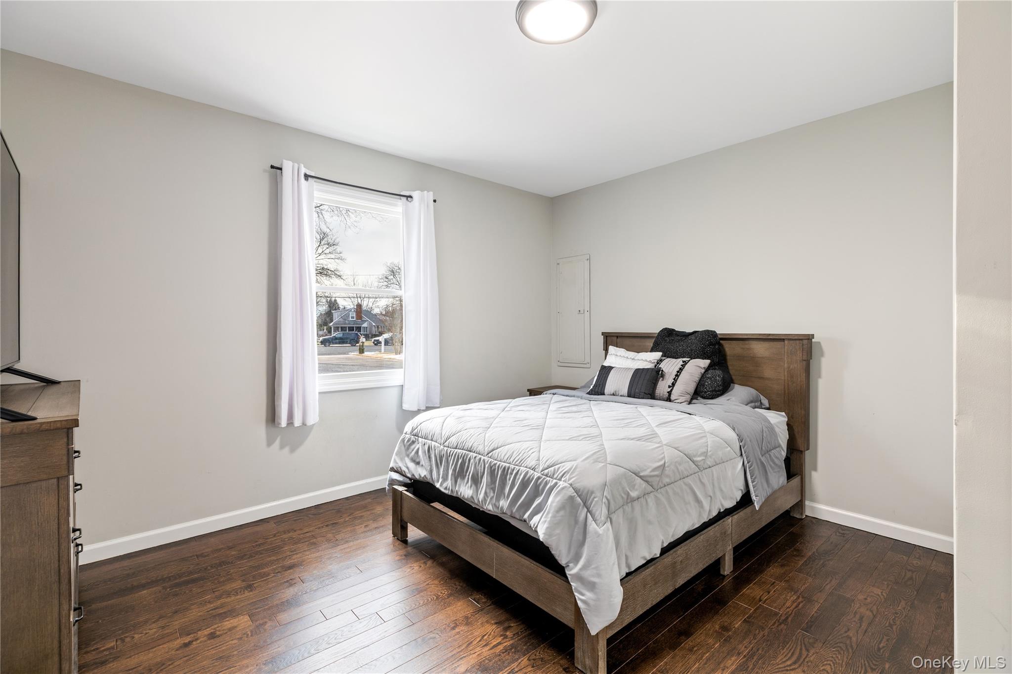 #20 photo, 24 Twin River Drive, सफ़ोक काउंटी Oakdale , NY 11769