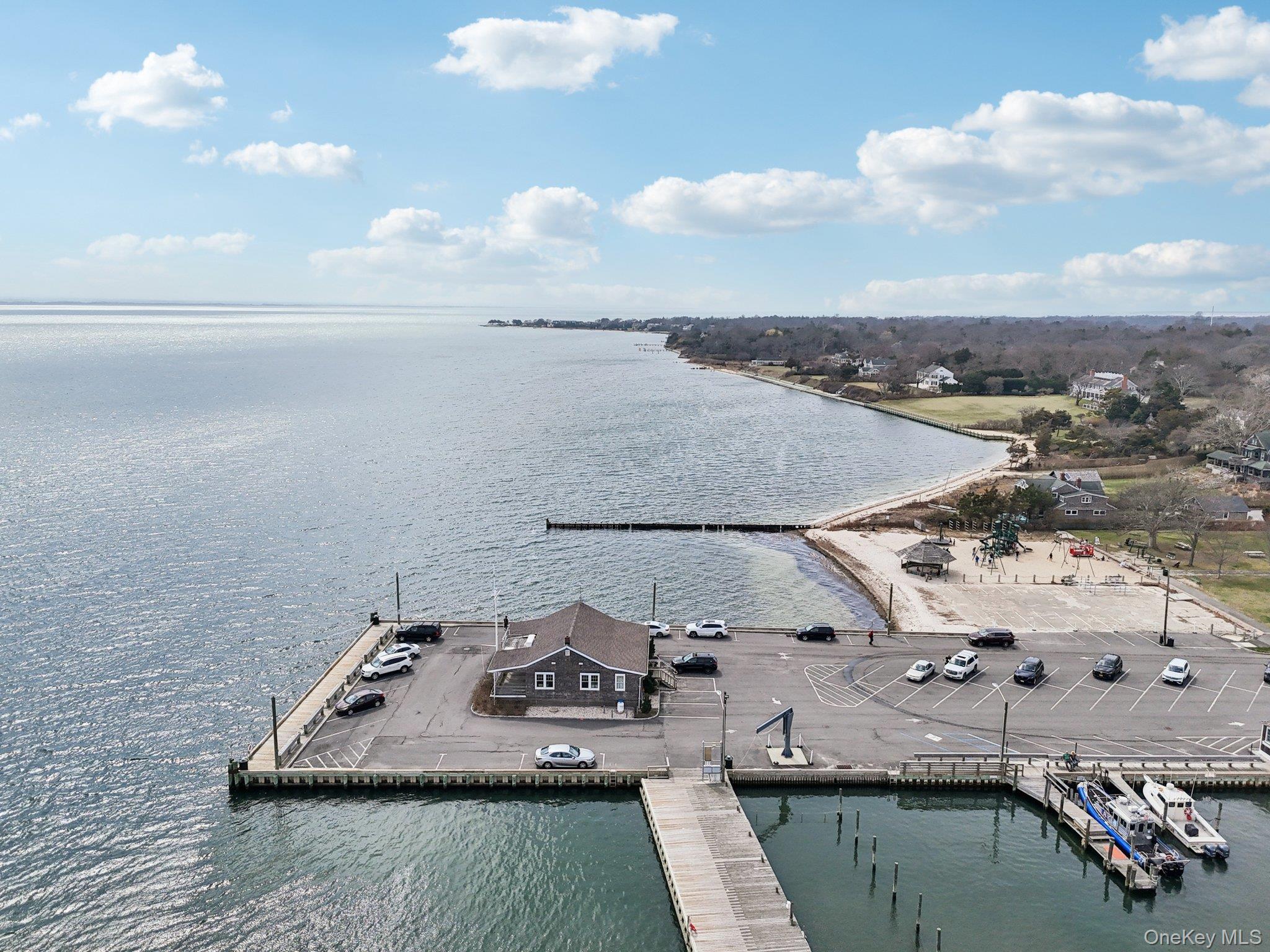 #7 photo, 100 Bieselin Road, Bellport Village , NY 11713