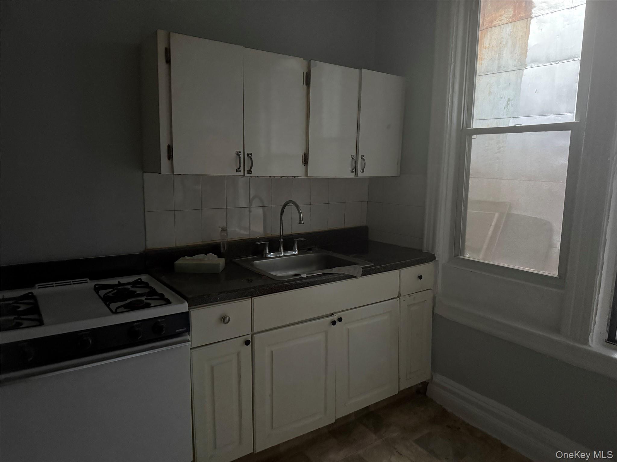 #4 photo, 12615 Liberty Avenue, Richmond Hill , NY 11419