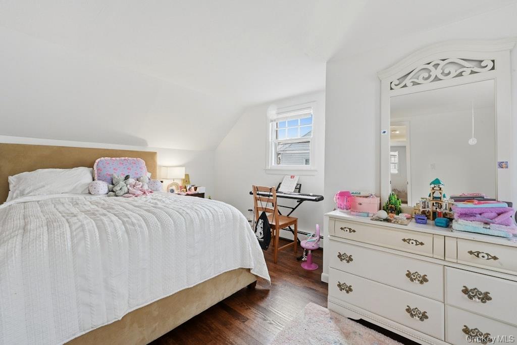 #18 photo, 15 School Street, Нассау ‖ Port Washington , NY 11050